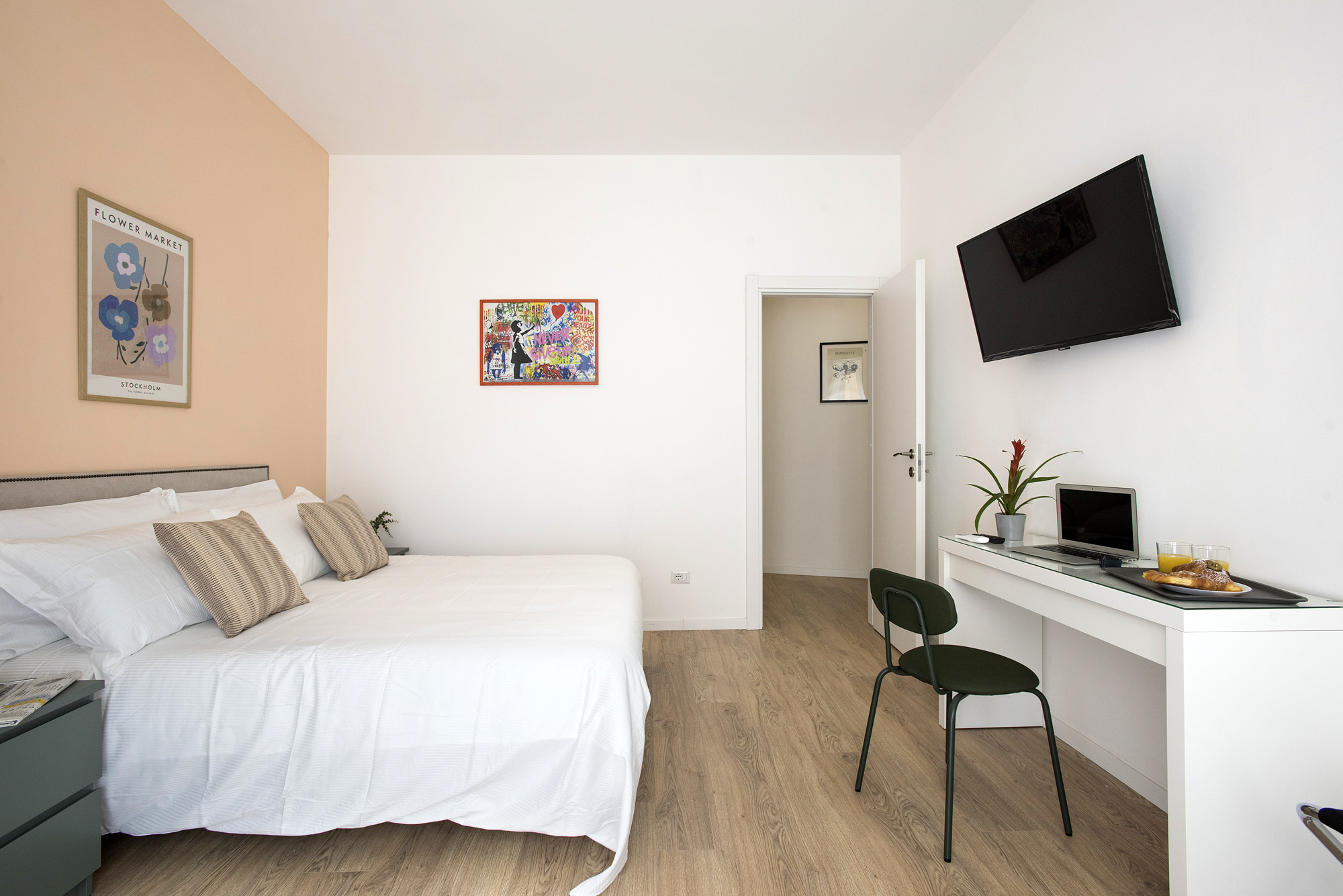 Monte Sacro apartment for 6 guests Metro B - Via di Val Cristallina 2